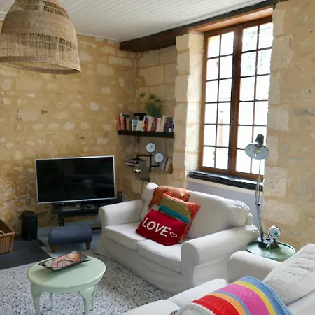 Cozy Town Centre 別荘